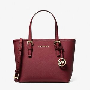 ‼️ LOW START‼️ RETAIL $398 Jet Set Travel Extra-Small Saffiano Leather  Bag
